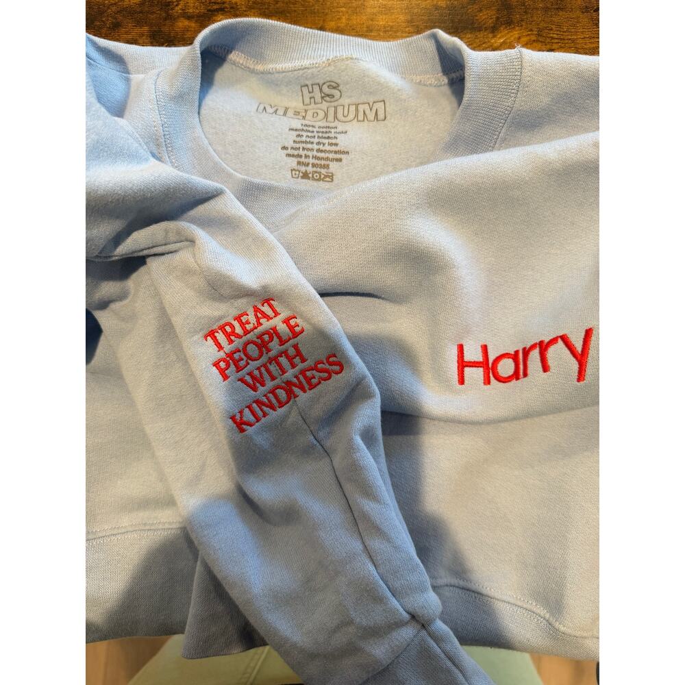 Official Harry Styles Merch Embroidered Sweatshirt M - Picture 4 of 4